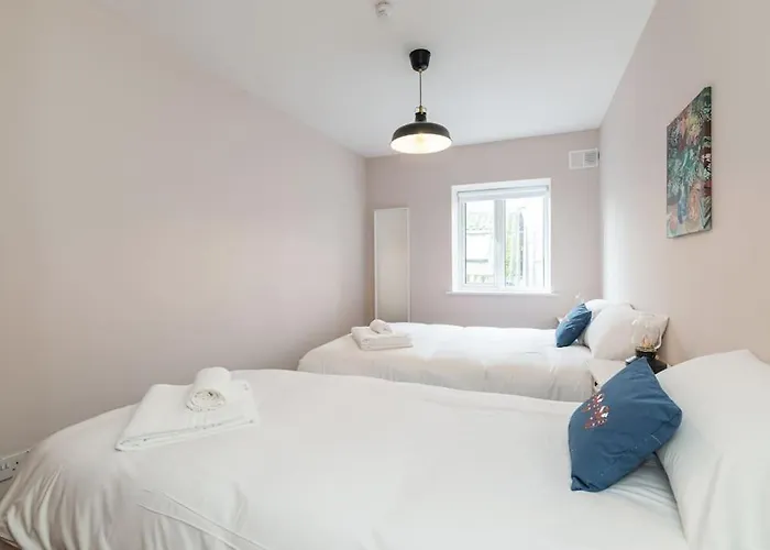 Brand New 8 3rd Floor 아파트