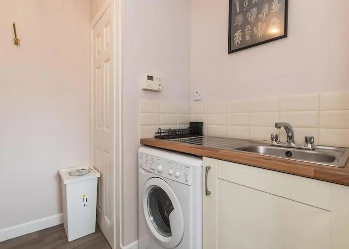 Brand New 8 3rd Floor * 드로이다