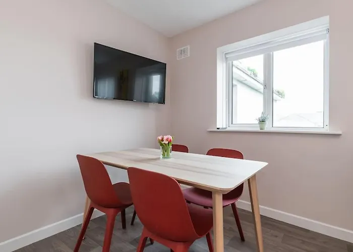 Brand New 8 3rd Floor