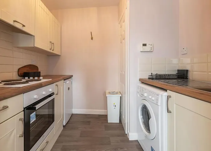 公寓 Brand New 8 3rd Floor *